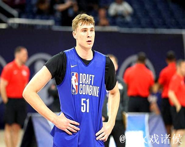 弗拉格狂砍42分无力救主，独行侠加时8中1惜败爵士